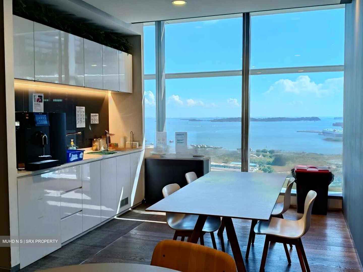 Marina Bay Financial Centre (tower 3) (D1), Office #454791731